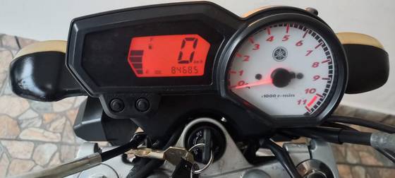 YAMAHA YS 250 FAZER 